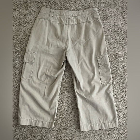 Liz Caiborne Lizwear Cargo Capris - Picture 2 of 3